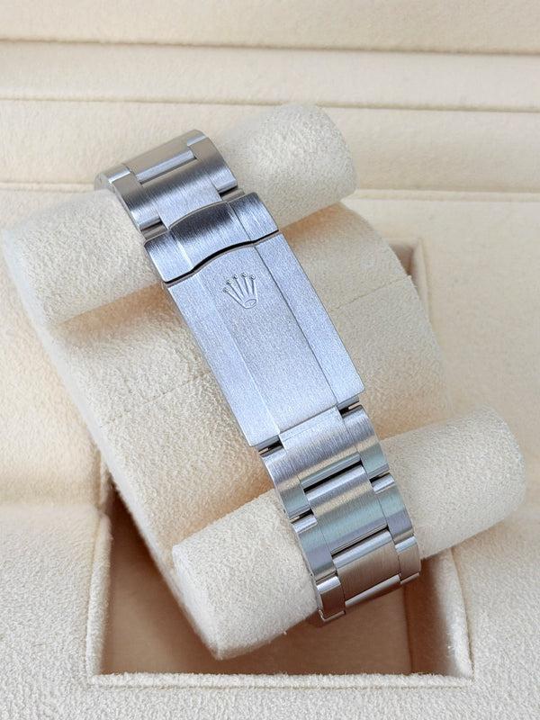 Rolex Oyster Perpetual 39 White 2018