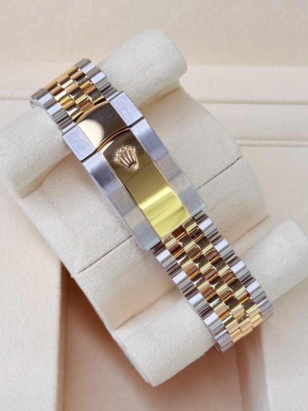 Rolex Datejust 41 White Fluted Jubilee 2026